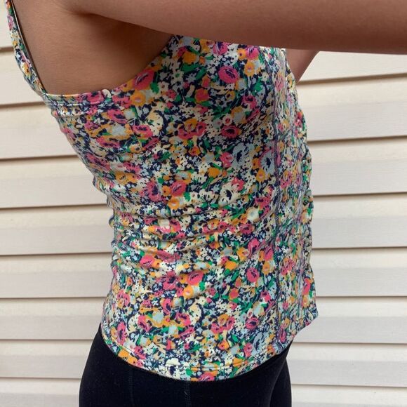 Urban Outfitters floral scalloped edge, buttoned front, square back top, Small - Picture 5 of 7